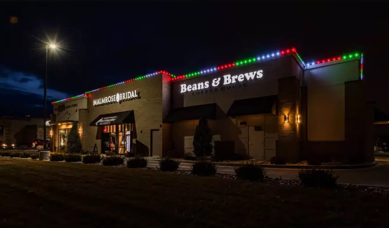 Buildingaccentlighting1